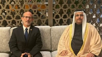 جلسة مباحثات بين رئيس البرلمان العربي ونظيره في أمريكا اللاتينية بالمغرب