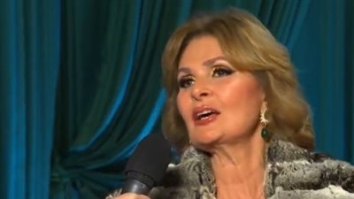 يسرا والهضبة ودينا الشربيني والنقيب.. أول الحاضرين في حفل ليالي مصرية سعودية 