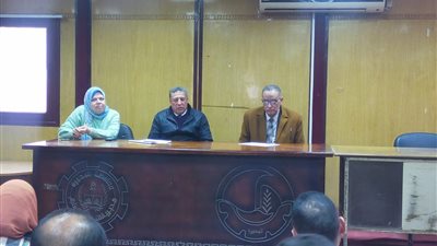 وكيل تعليم البحيرة يجتمع مع مديري مدارس المبادرة الرئاسية«1000 مدير مدرسة»