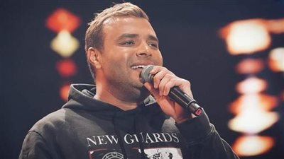 رامي صبري عن غنائه قبل محمد منير: «لازم نحترم نجاح اللي قبلينا»