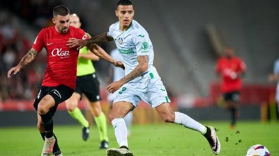 أتليتكو وبرشلونة يتصارعان على ضم منبوذ مانشستر يونايتد فى الميركاتو الصيفي المقبل