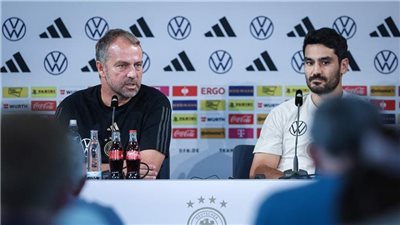 جوندوجان يكشف عن رأيه فى مدرب برشلونة الجديد