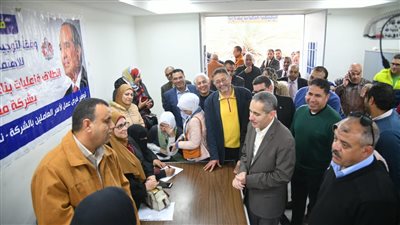 تفاصيل هامة في لقاء محافظ الغربية مع العاملين بشركة مصر للغزل والنسيج