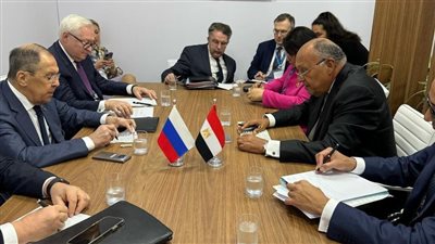 شكري يشيد في لقاء مع لافروف بالتعاون والتنسيق المتميز بين مصر وروسيا