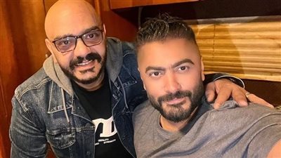 تامر حسني يكشف كواليس تصوير إعلانه الجديد في رمضان 2024 (صور)