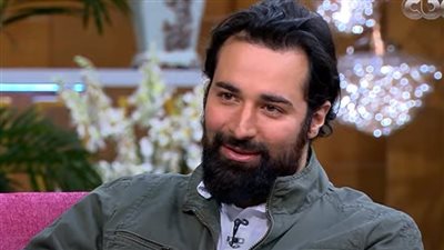 أحمد حاتم يعلن لأول مرة انفصاله عن زوجته