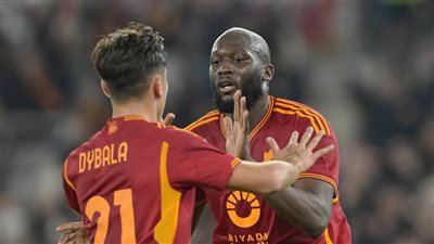 روما يصعد بركلات الترجيح للدور 16 في الدوري الأوروبي أمام فاينورد 