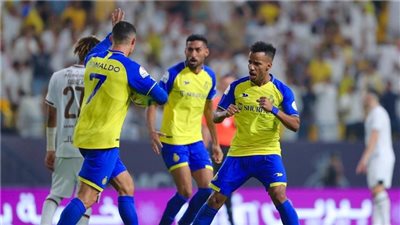 قمة بين النصر والشباب في الدوري السعودي