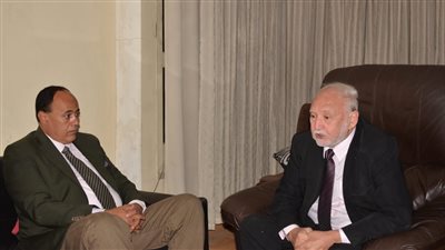 كبير مفتشى الوكالة الدولية للطاقة الذرية الأسبق فى حوار لـ«النبأ»: باق 90 ثانية على نهاية العالم حسب ساعة يوم القيامة النووية 