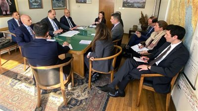 تفاصيل لقاء مساعد وزير الخارجية بنائب مساعد الرئيس الأمريكي بسبب الأوضاع في غزة