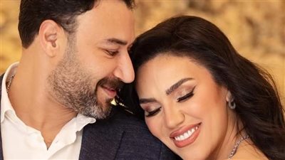 مي فاروق تهنئ محمد العمروسي على مسلسل المعلم: «هتكسر الدنيا»