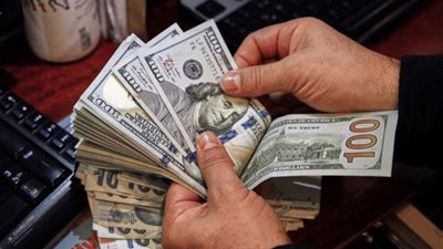 ضبط شخصين بتهمة غسل 100 مليون جنيه حصيلة التجارة بالعملة بالجيزة