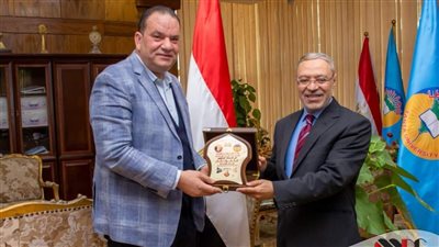 تفاصيل لقاء رئيس جامعة طنطا ورئيس الاتحاد المصري للشطرنج