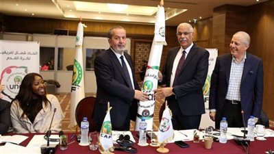 موتسيبي يهنئ جمال علام عقب انتخابه رئيسًا لاتحاد شمال إفريقيا