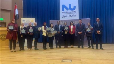 تكريم مؤسس اتحاد أمهات مصر في جامعة النيل الأهلية