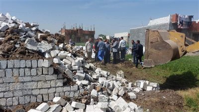 محافظ المنيا: إزالة 51 حالة تعد على الأرض الزراعية وأملاك الدولة والبناء المخالف