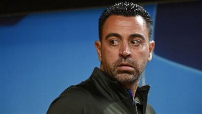 نائب رئيس برشلونة: واثقون من قدرة تشافي على عبور سان جيرمان 