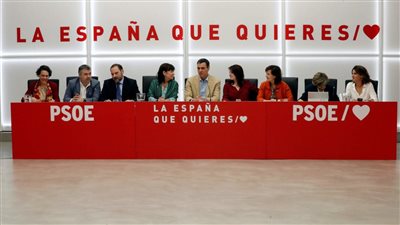 وزير إسباني سابق يضطر لتقديم دفاع بسبب قضية فساد