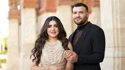 مسلم يحتفل بخطوبته بعد طلاقه بشهرين: ربنا كرمني بها بعد تعب ومشاكل كتير (صور)