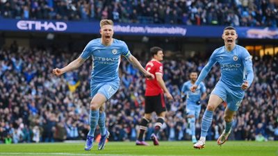 ديربي مانشستر.. قمة بين اليونايتد والسيتي في الدوري الإنجليزي
