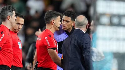 الصحافة الإسبانية: بيلنيجهام معرض للإيقاف شهرًا للاعتراض على حكم مواجهة فالنسيا