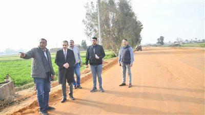 جولة مفاجئة لمحافظ الغربية لمتابعة مشروعات الرصف والتطوير بمركز ومدينة زفتى