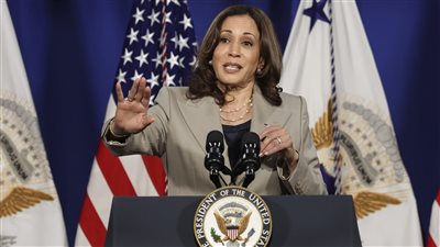 نائبة الرئيس الأمريكي تدعو لوقف عاجل لإطلاق النار في قطاع غزة