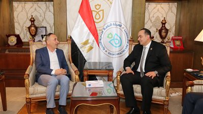 رئيس الرعاية الصحية: نستهدف إقامة مشروع لتدوير النفايات بالمنشآت الصحية التابعة للهيئة 