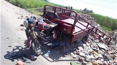 مصرع عامل في حادث تصادم على طريق الموت بدار السلام - سوهاج 