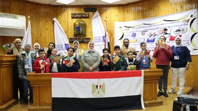 بالتعاون مع الإمارات.. تعليم القاهرة تنظم تصفيات مسابقة تحدى القراءة والكتابة بالعربى (صور)