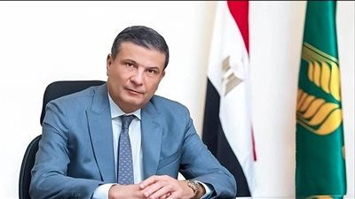 رئيس البنك الزراعي يشيد بقرارات البنك المركزي 