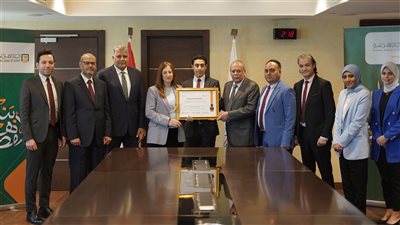 البنك الأهلي يحتفظ بشهادة التوافق مع معاییر متطلبات هيئتي الفيزا والماستر كارد العالمیة