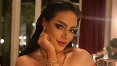 المذيعة روان فرحات: سعيدة بنجاح أول دور بطولة ليّ فى مسلسل 