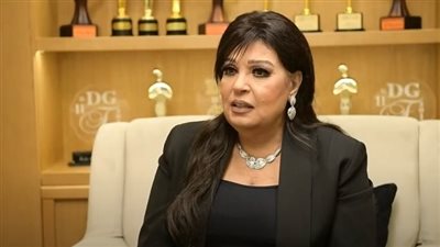كلام فارغ.. فيفي عبده ترد لأول مرة على منتج توعدها بالسحر