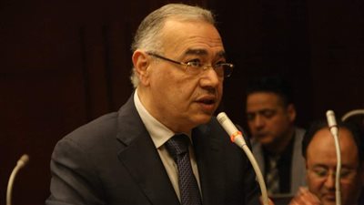 «برلماني» يكشف عن مكاسب توحيد سعر الصرف: يزيد الثقة ويحدث زخمًا في الاقتصاد