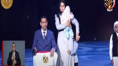 لفتة إنسانية من الرئيس السيسي تجاه زوجة رقيب مصاب في الحرب على الإرهاب