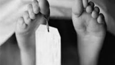 مصرع طفلة صدمتها دارجة بخارية بقرية في قنا