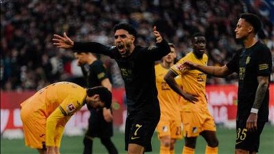 مرموش يصنع فى فوز إينتراخت فرانكفورت 