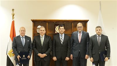 بروتوكول تعاون بين البنك الأهلي المصري ووزارة الشباب والرياضة 