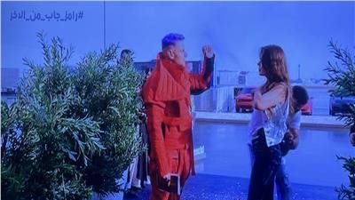 رامز جلال ساخرًا من نجلاء بدر: بقيتي شبه أحمد الفيشاوي (صور)