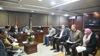 تفاصيل اجتماع محافظ الغربية مع رؤساء مراكز المحلة وكفر الزيات وقطور والسنطة