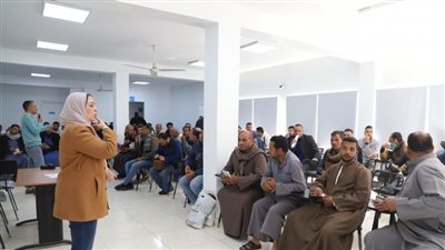 وزارة العمل تطالب الراغبين للسفر إلى الخارج بسرعة تسجيل بياناتهم