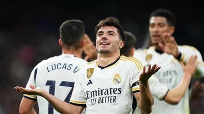 دياز يقود هجوم ريال مدريد لمواجهة أوساسونا في الليجا