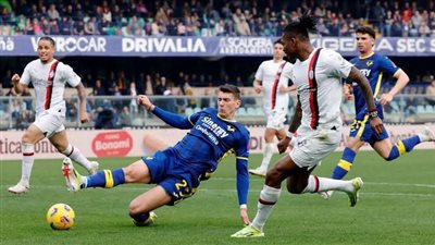 الميلان يقسو على هيلاس فيرونا بثلاثية في الدوري الإيطالي