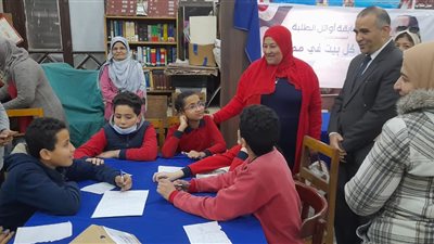 وكيل تعليم القاهرة تتابع انتظام العملية التعليمية ومسابقة أوائل الطلبة