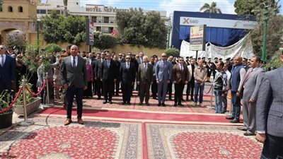 رئيس جامعة المنيا يشهد احتفالات المحافظة بعيدها القومي 105 