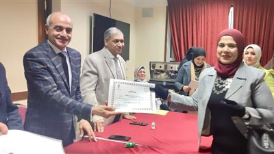 وزارة التعليم تعلن الفائزين في المسابقة القومية للرائد المثالي (المعلم)