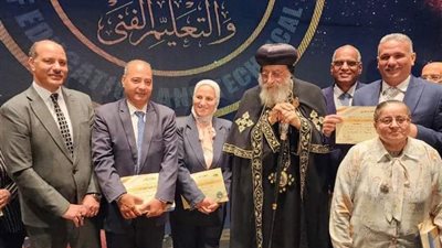  تكريم الفائزين بالمسابقة الثقافية المسيحية بالكاتدرائية المرقسية بالعباسية 