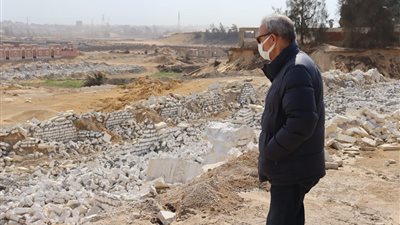  إزالة 400 مقبرة مخالفة بجمعية النصر بمدينة الخانكة 