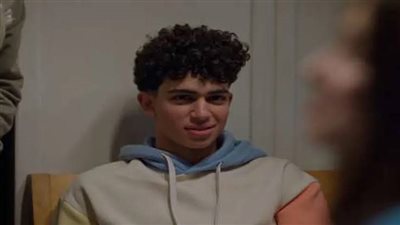 كامل العدد +1 الحلقة 9.. إصابة نجل دينا الشربيني وجيهان الشماشرجي تكتشف خيانة صدقي صخر